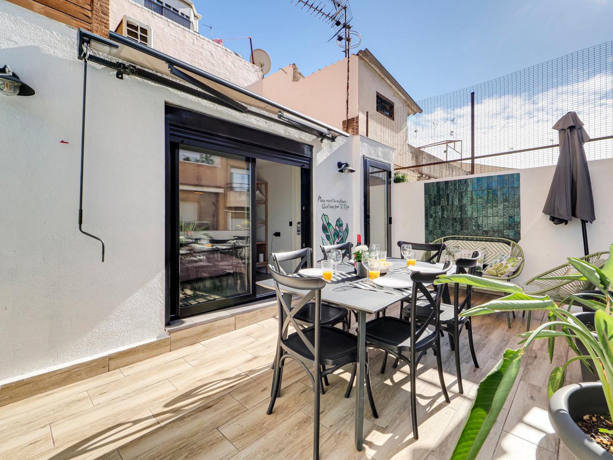 Casa Maria Townhouse- Terrace-4 Bedrooms L'Hospitalet de Llobregat Exteriör bild