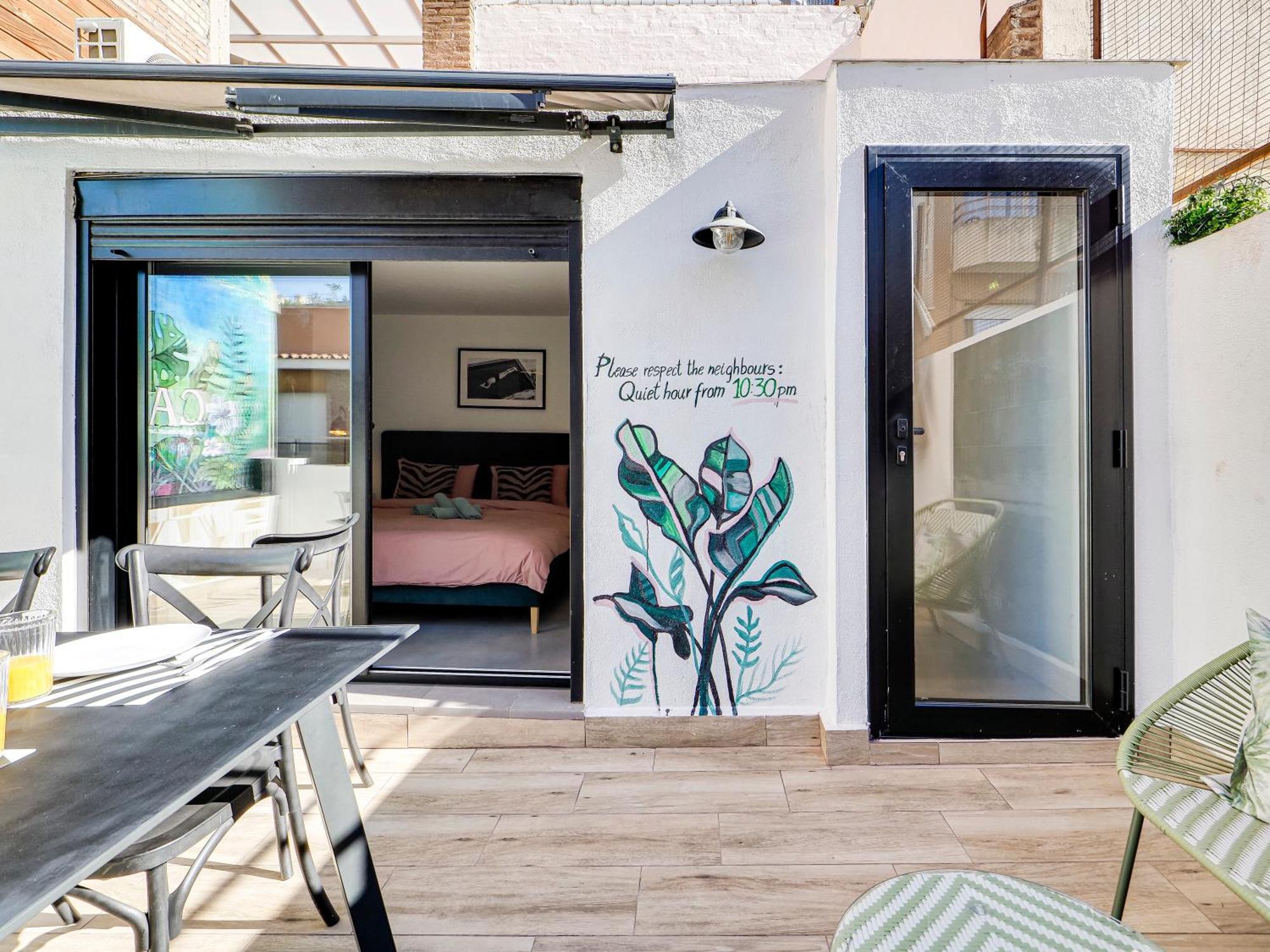 Casa Maria Townhouse- Terrace-4 Bedrooms L'Hospitalet de Llobregat Exteriör bild