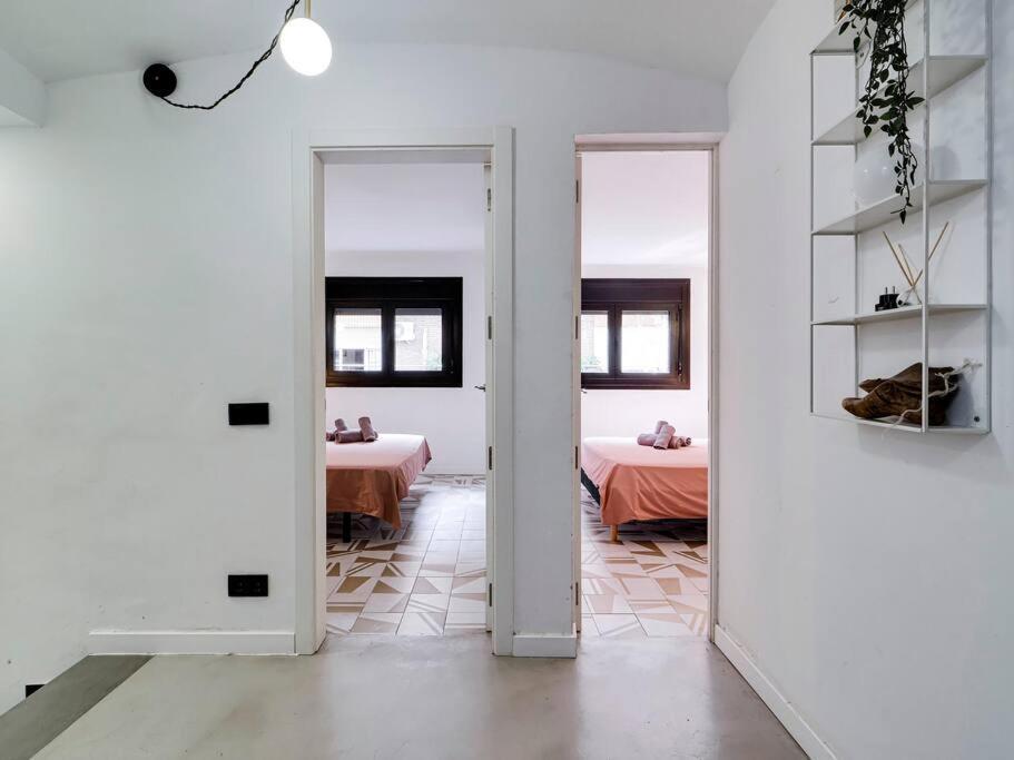 Casa Maria Townhouse- Terrace-4 Bedrooms L'Hospitalet de Llobregat Exteriör bild