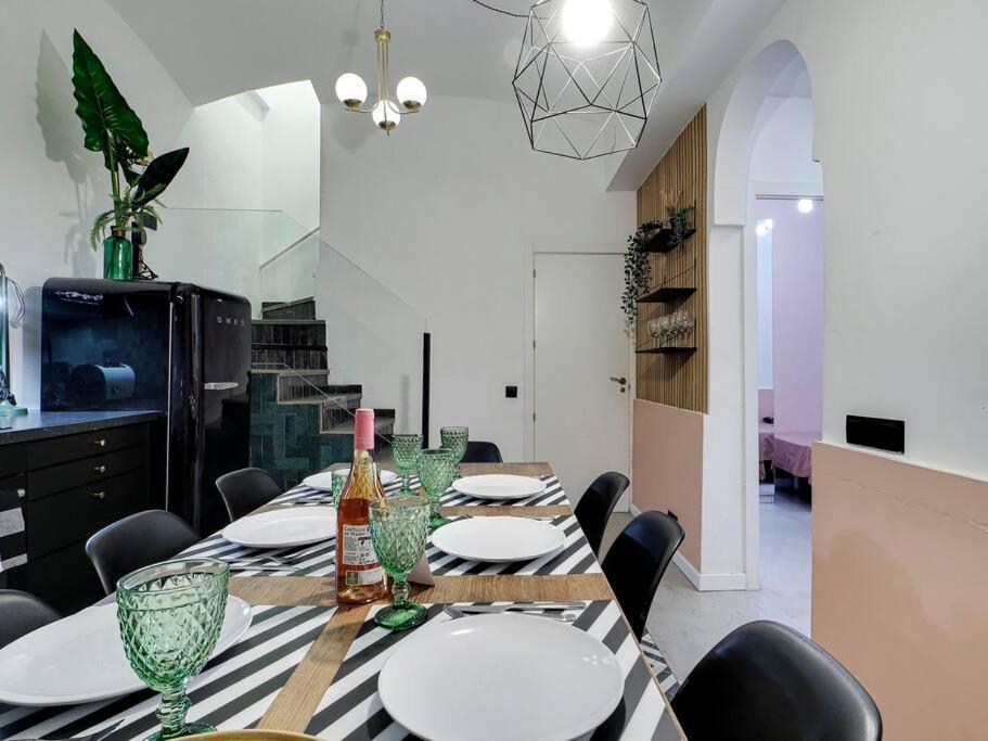 Casa Maria Townhouse- Terrace-4 Bedrooms L'Hospitalet de Llobregat Exteriör bild
